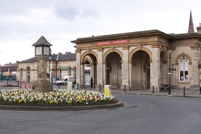 Saltburn, वह स्टेशन जिससे ये बाज़ार जुड़े हैं