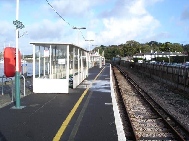 Lymington Pier, the station these markets are about