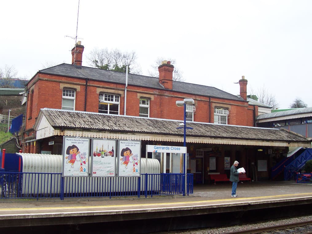 Gerrards Cross, the station these markets are about